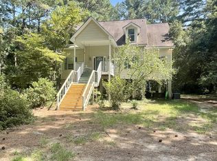 5005 Rackity Hall Rd, Wadmalaw Island, SC 29487
