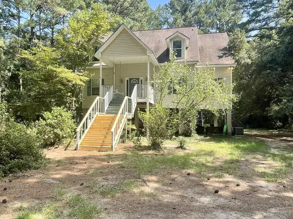 5005 Rackity Hall Rd, Wadmalaw Island, SC 29487
