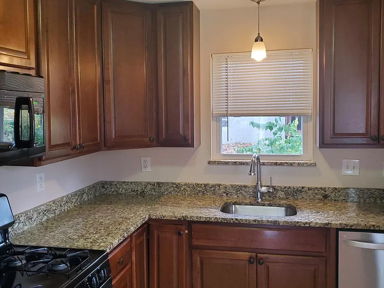 7727 Folk Ave — Photo 4
