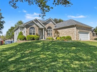 2645 Katrine Lake Dr, Shiloh, IL 62221