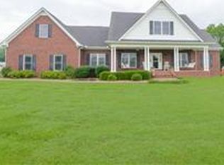 776 W Trimble Rd, Milton, TN 37118