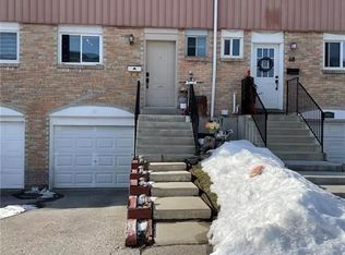 120 Quigley Rd #69, Hamilton, ON L8K6L4