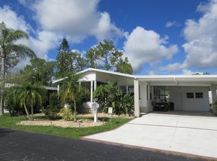 19621 Woodfield Cir, North Fort Myers, FL 33917
