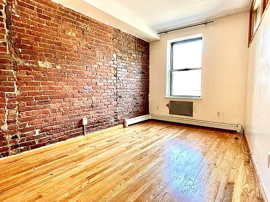 Rented by Metropolitan Property Group | media 23