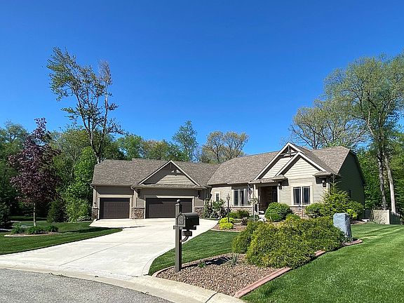 2nd image of 51611 Copper Forest Ln