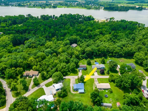 54 Harbor View Dr SE, Thornville, OH 43076
