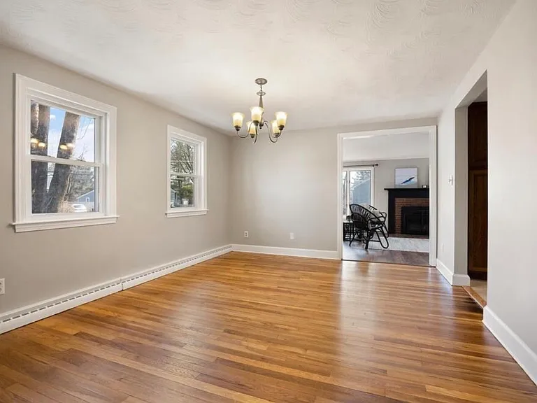 25 Brown St — Photo 16