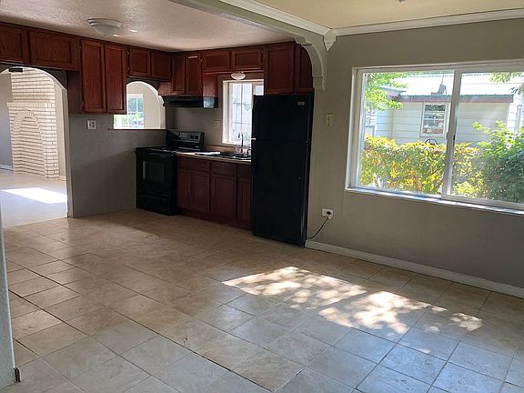 Kitchen and dining area