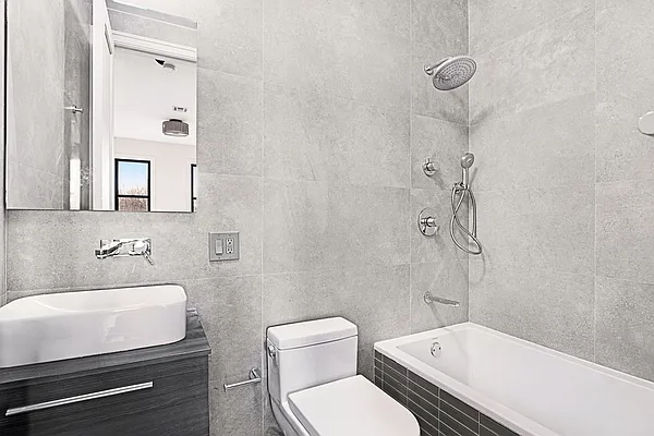 Rented by Compass | media 22