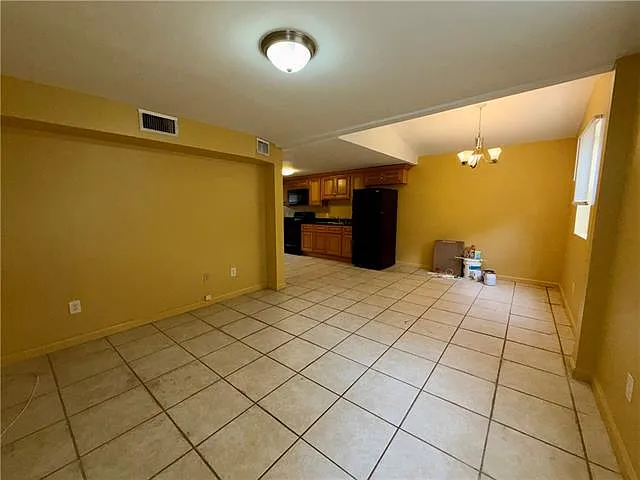 1 bed, 1.0 bath, 670 sqft, $1,200 — Photo 4
