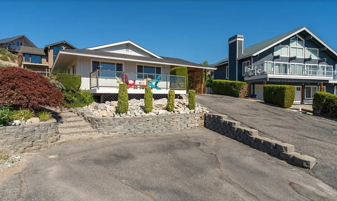 115 Pyramid Place - 1 — Photo 1