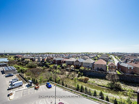 3rd image of 7325 Markham Rd #619