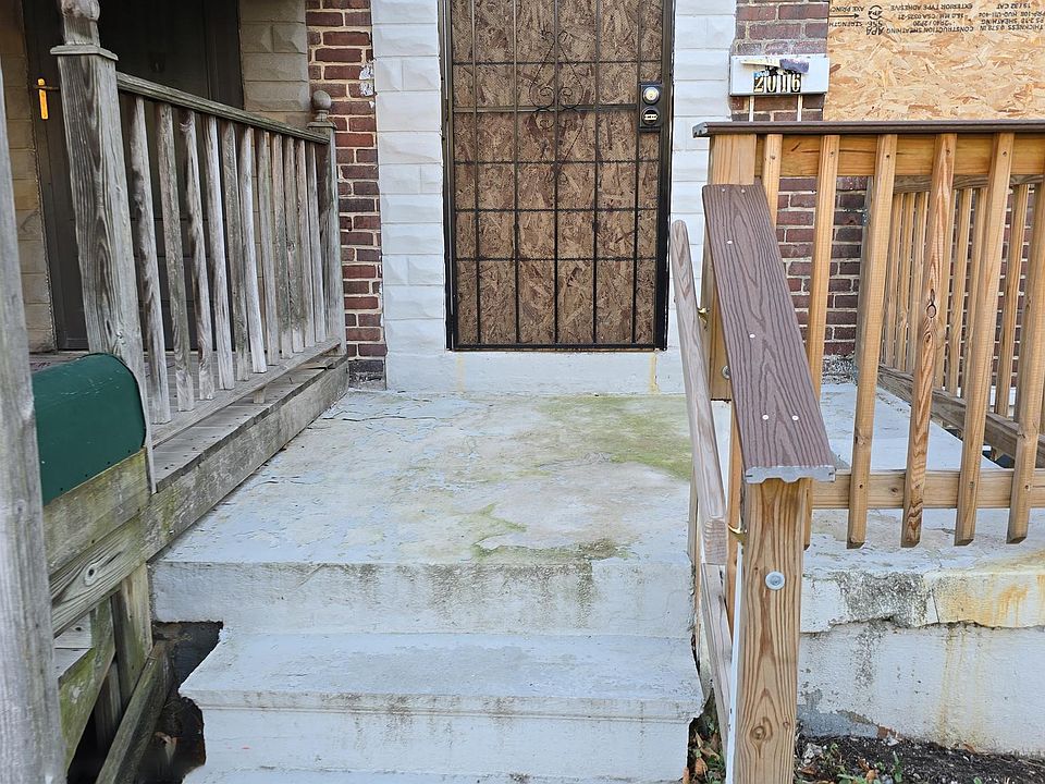 2nd image of 2016 Whistler Ave