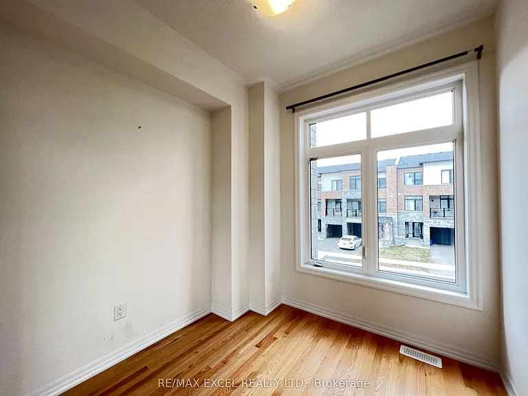 251 Vivant St — Photo 5