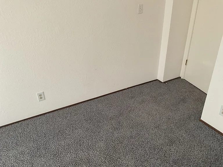 9600 Allegheny Dr — Photo 60