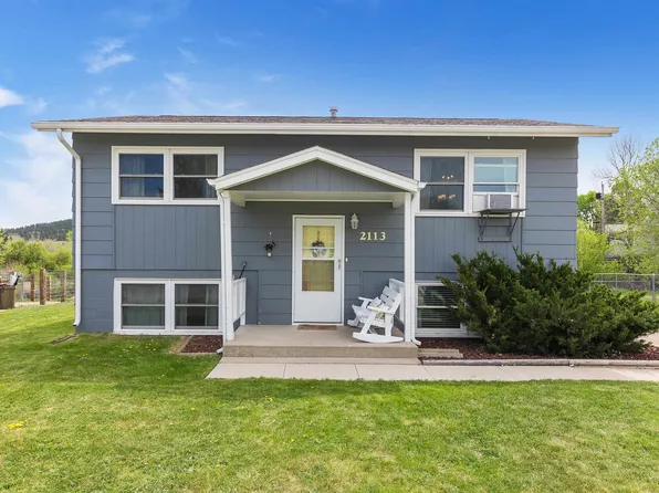 2113 Colorado Dr, Sturgis, SD 57785