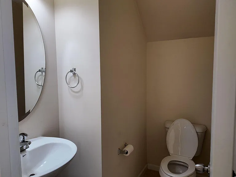 1113 Garden Square Ln — Photo 15