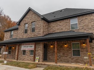 1 bed 1 bath with a study!, Fayetteville, AR 72703