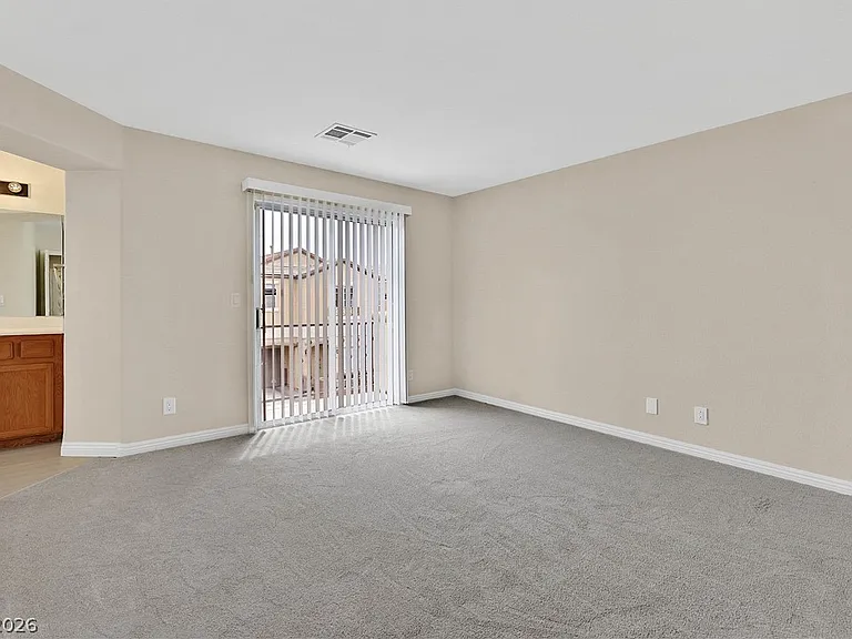 6355 Urban Creek Ct — Photo 9