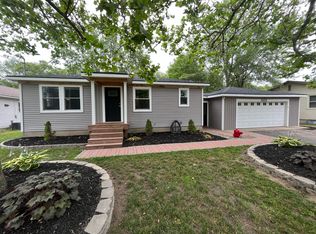 6424 Paris Ave SE, Grand Rapids, MI 49548