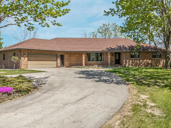 W2610 Sievert Rd, Seymour, WI 54165