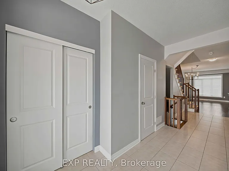 615 Spring Valley Dr — Photo 3