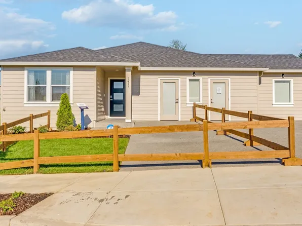 1413 W 16th Cir, La Center, WA 98629
