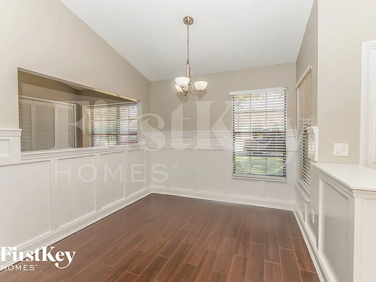 8021 Weather Vane Dr — Photo 9