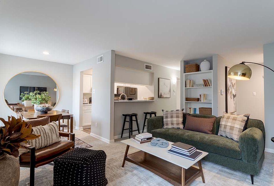 1st image of 2851 Wallingford Dr APT 103