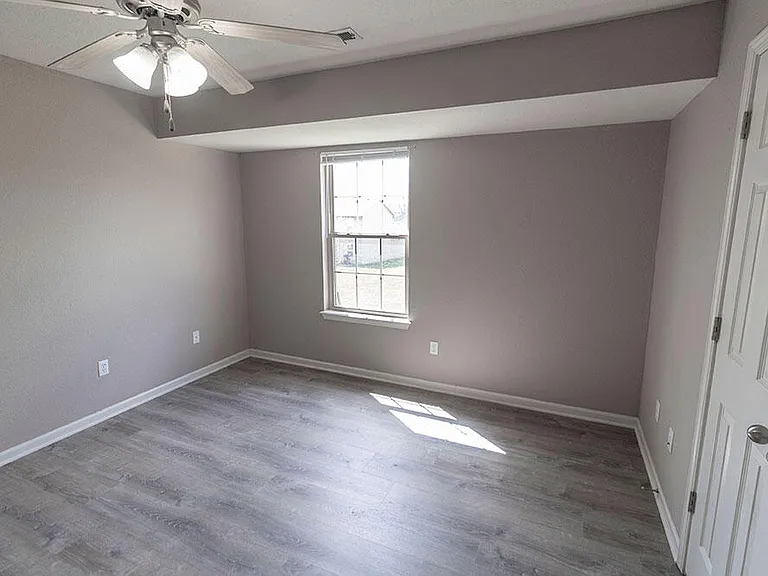 3927 Snowy Owl Dr — Photo 9
