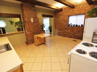 2610 Quarry St, Pittsburgh, PA 15210