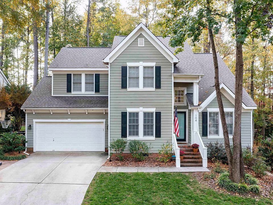 1st image of 104 Cove Creek Dr