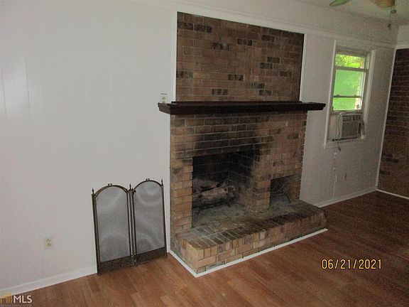 3001 Clifton