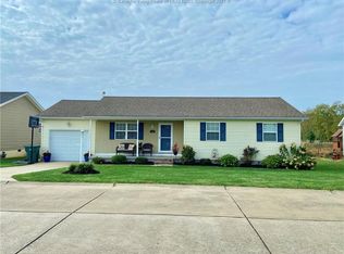 176 Arnold St, Fraziers Bottom, WV 25082