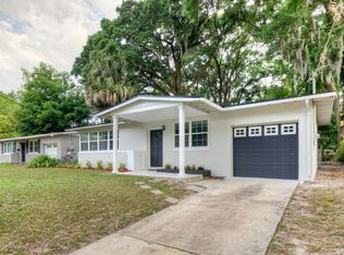 1869 Embassy Dr, Jacksonville, FL 32207