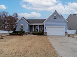 624 Appalachian Ct, Chesapeake, VA 23320