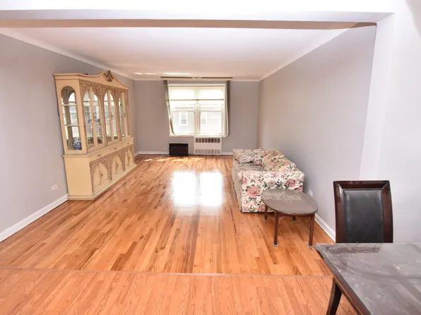 1717 East 18th Street image 1 of 17