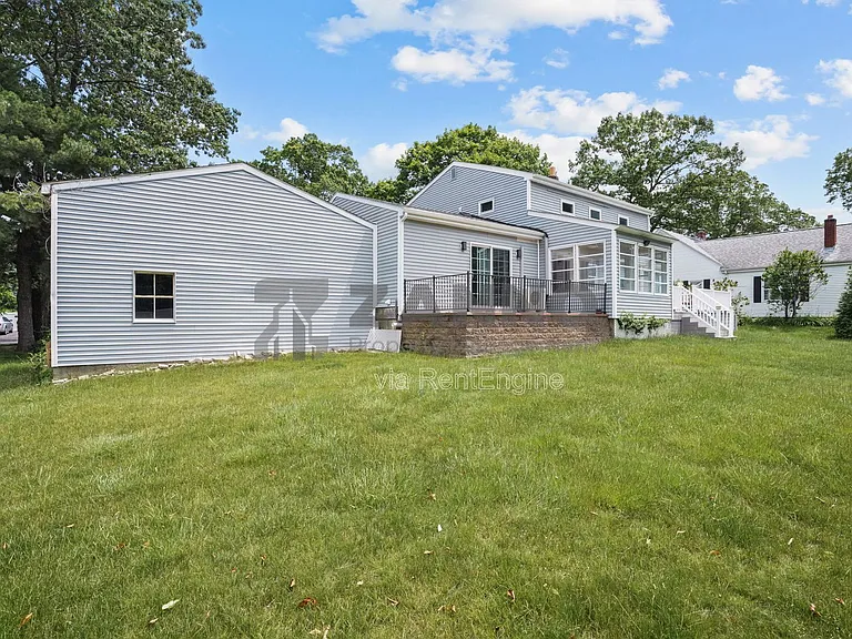 40 Olney Ave — Photo 33