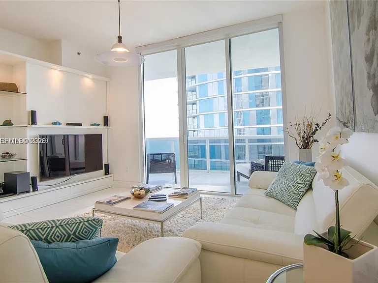 15811 Collins Ave #2602 — Photo 3