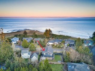 733 N Bay Ave SE, Ocean Shores, WA