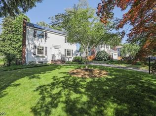 59 Maple St, New Providence, NJ 07974