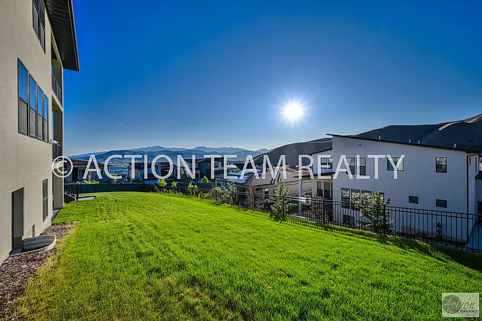 1722 W Oakridge Dr — Photo 59