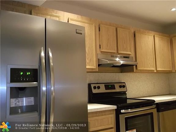 2nd image of 733 SE 1st Way APT 302