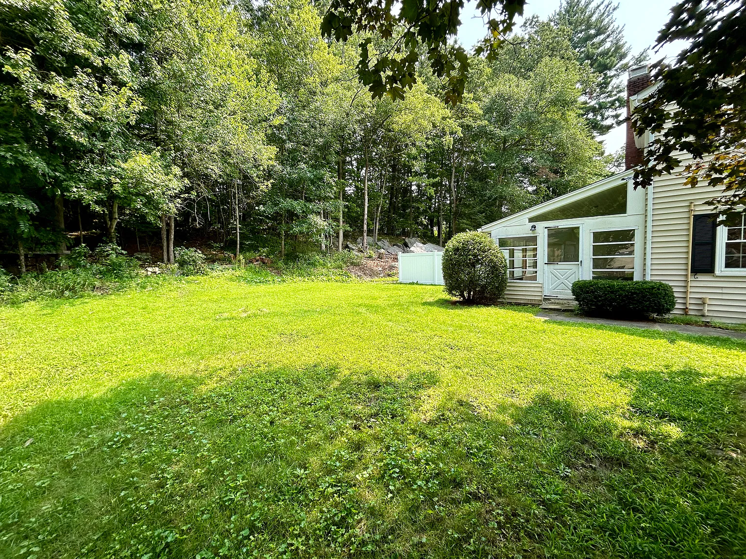 26 Loomis Hts — Photo 3