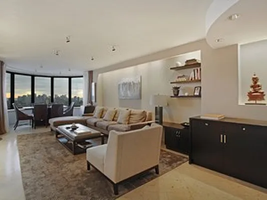 Rented by Corcoran | media 22