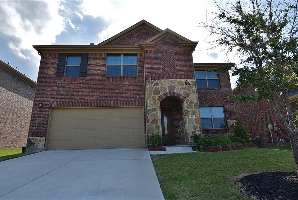 1st image of 2812 Golfview Dr