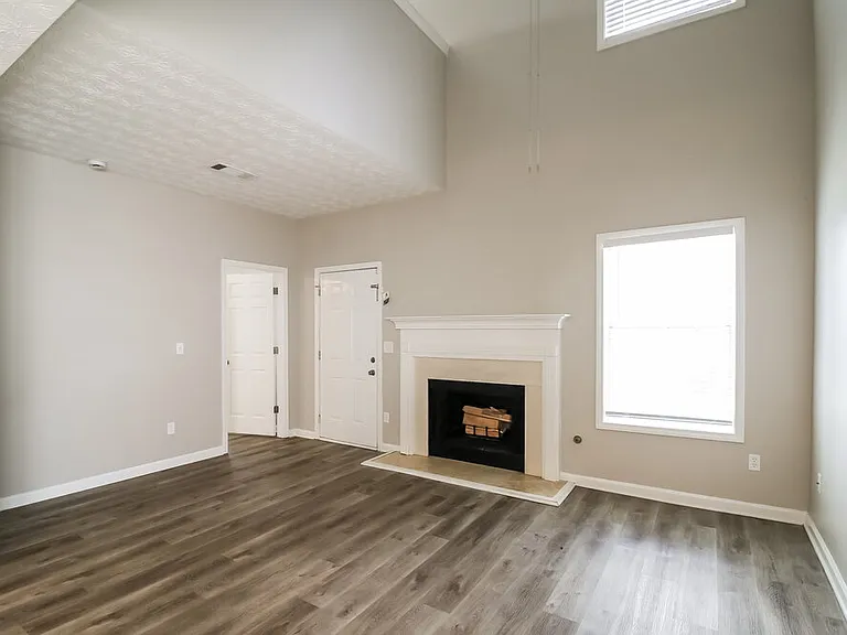 7567 Winderemere Park — Photo 7