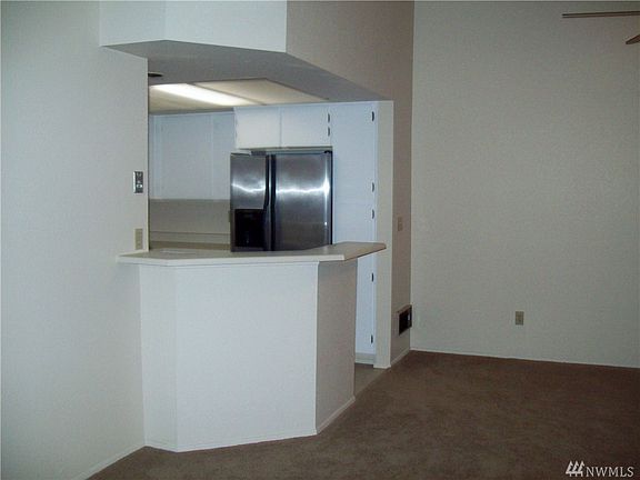 4th image of 1260 Bellevue Way NE #6