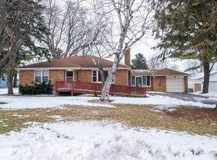 1310 Barnhart Ct, Zion, IL 60099