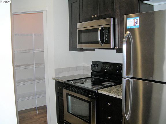 5th image of 11415 NE 125th Ave